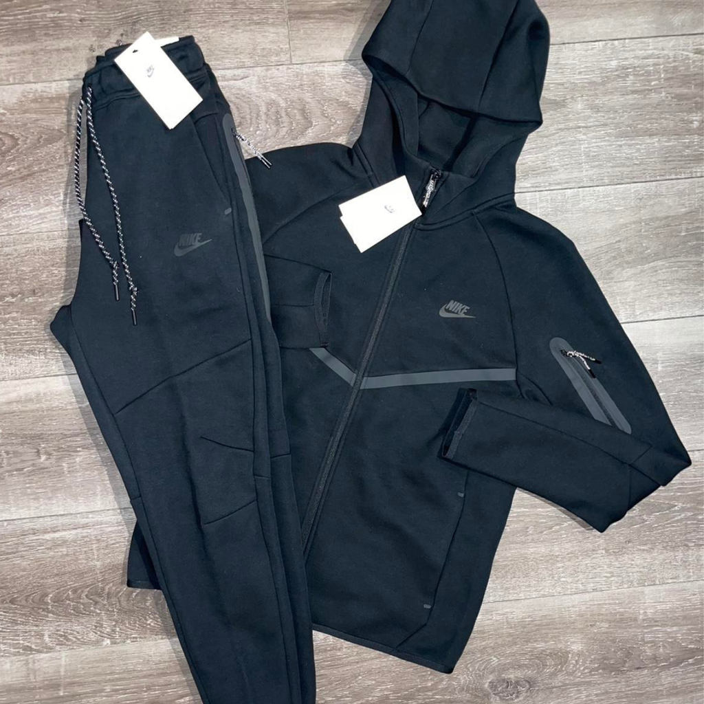 Nike Tech Fleece Full Tracksuit - Black (New Season Release)