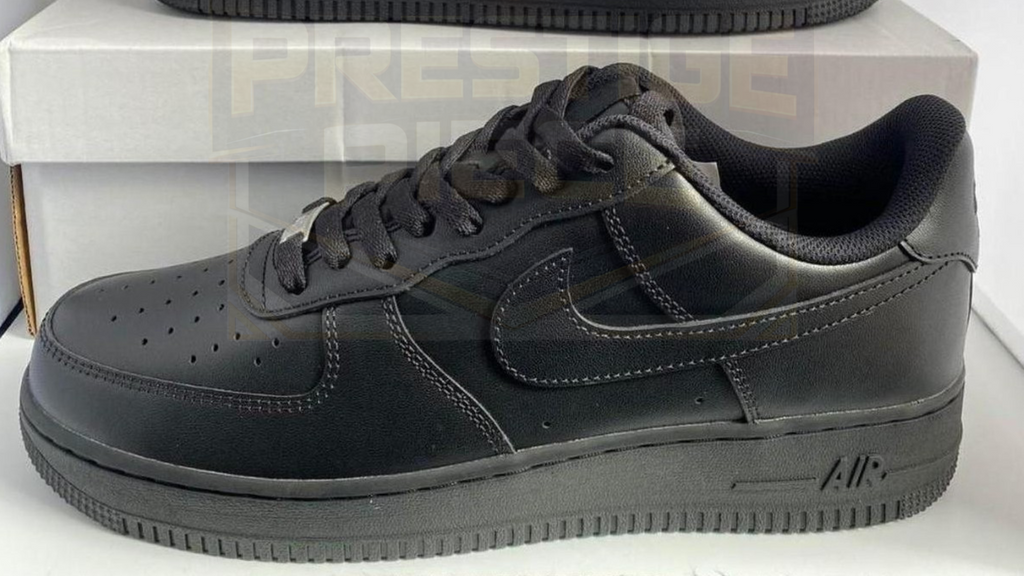 Nike Air Force 1 One - Triple Black